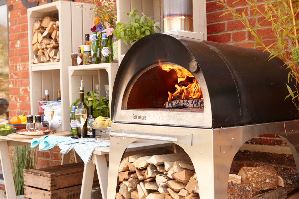 Medium Pizza Oven Logs Logpile