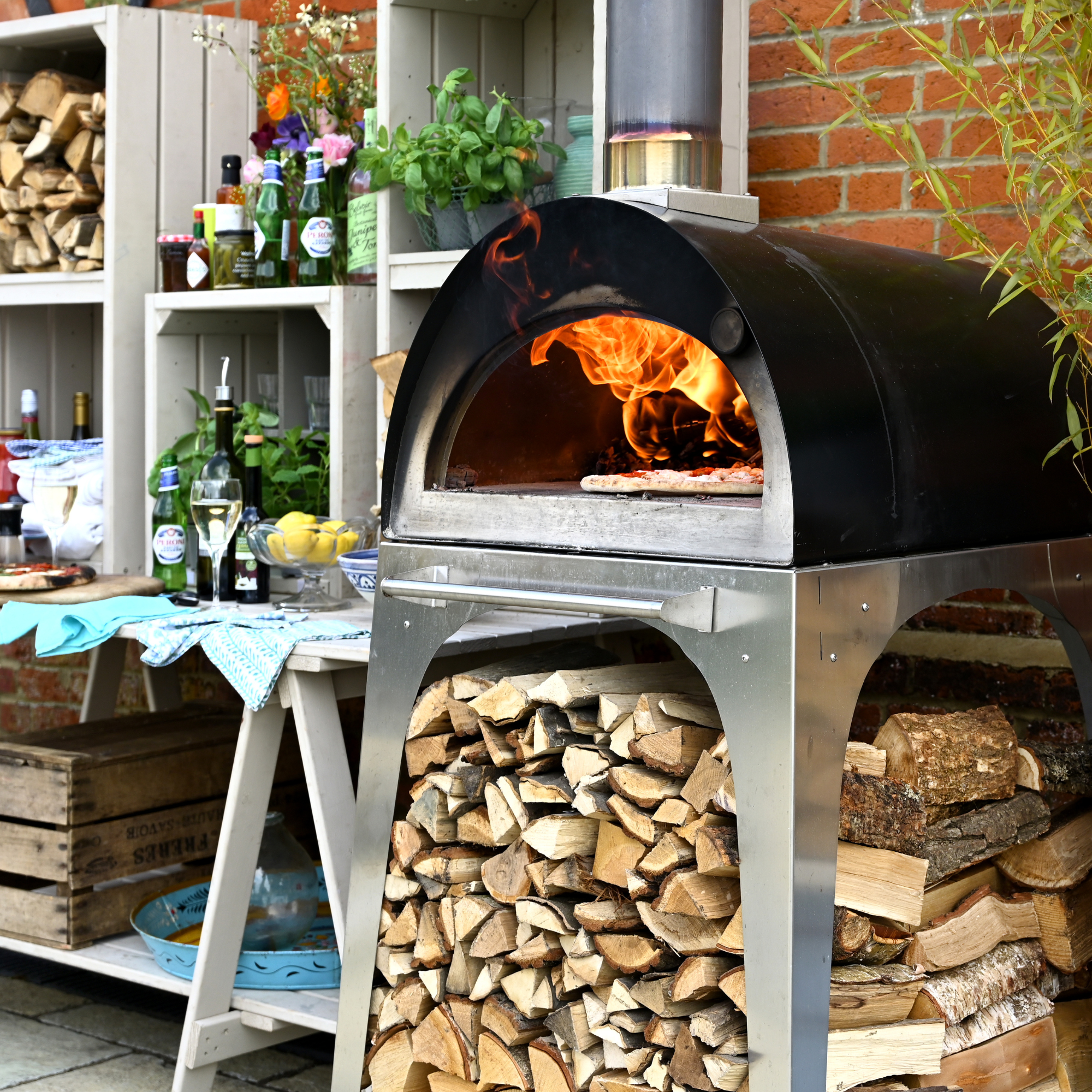 Super Thin Pizza Oven Starter Kit. Medium Pizza Oven Hardwood Logs, Kindling, Natural Firelighters and Matches